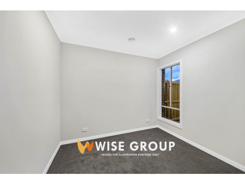 19  Swallowtail Avenue, Clyde North VIC 3978