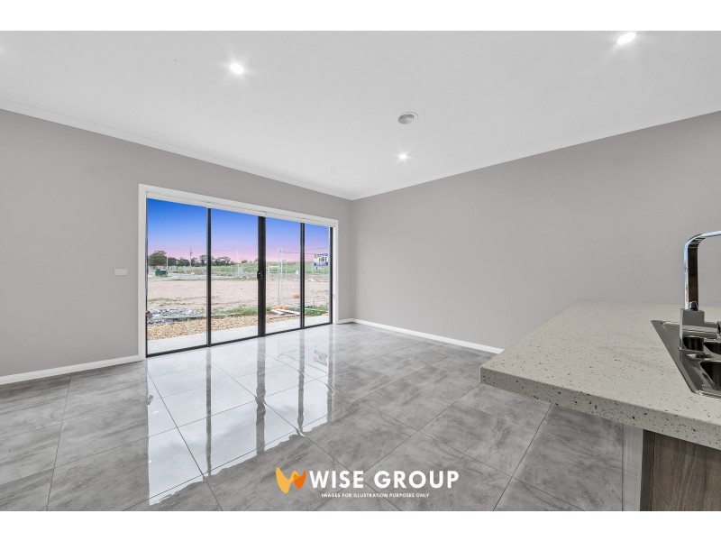 40 Moroak Cresent, Clyde North VIC 3978