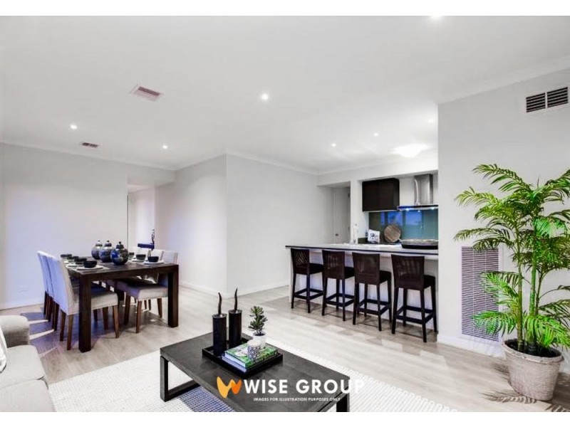 24 Revelwood Way, Clyde North VIC 3978