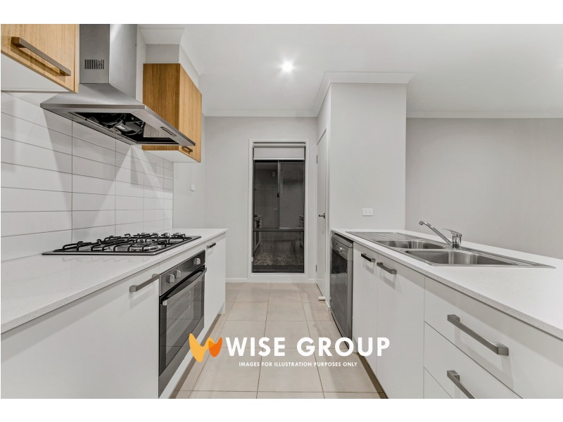 17 Cubbie Way, Clyde North VIC 3978