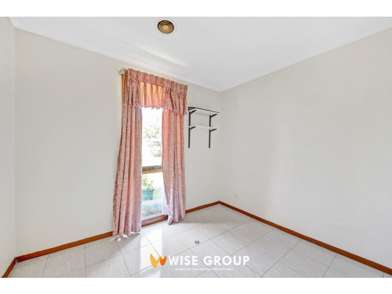 13 Gipps Crescent, Cranbourne North VIC 3977