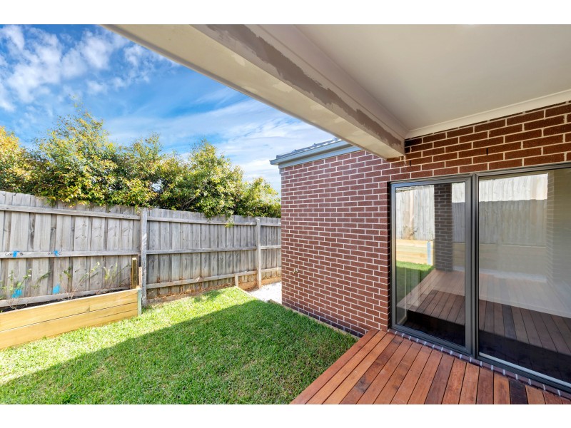 3/36 Silver Gum Drive, Pakenham VIC 3810