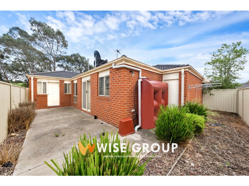 2 Pomegranate Way, Pakenham VIC 3810