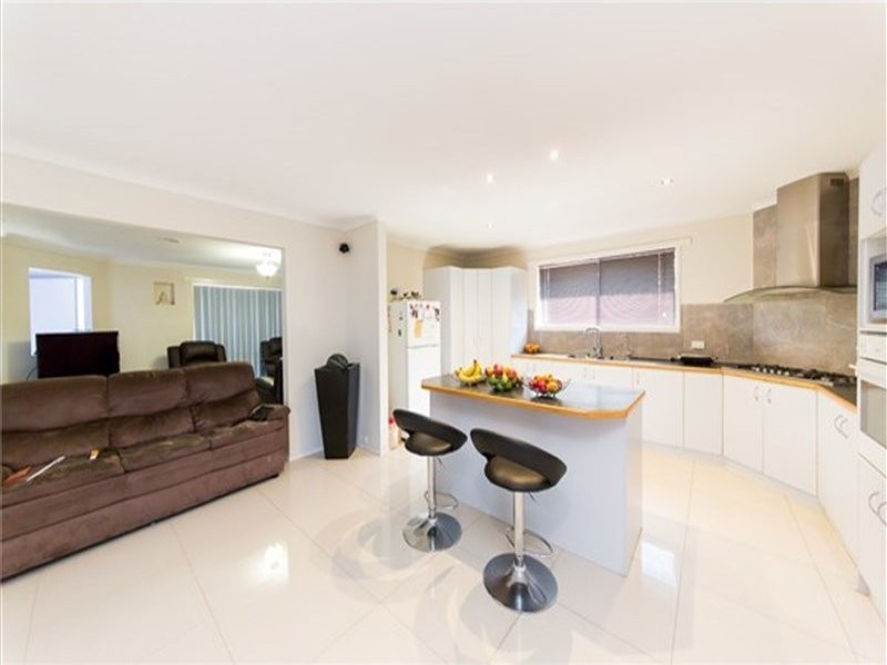 3 Silver Court, Hampton Park VIC 3976