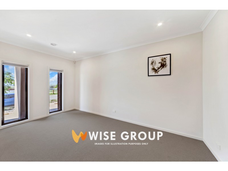 44 Fintona Crescent, Cranbourne West VIC 3977