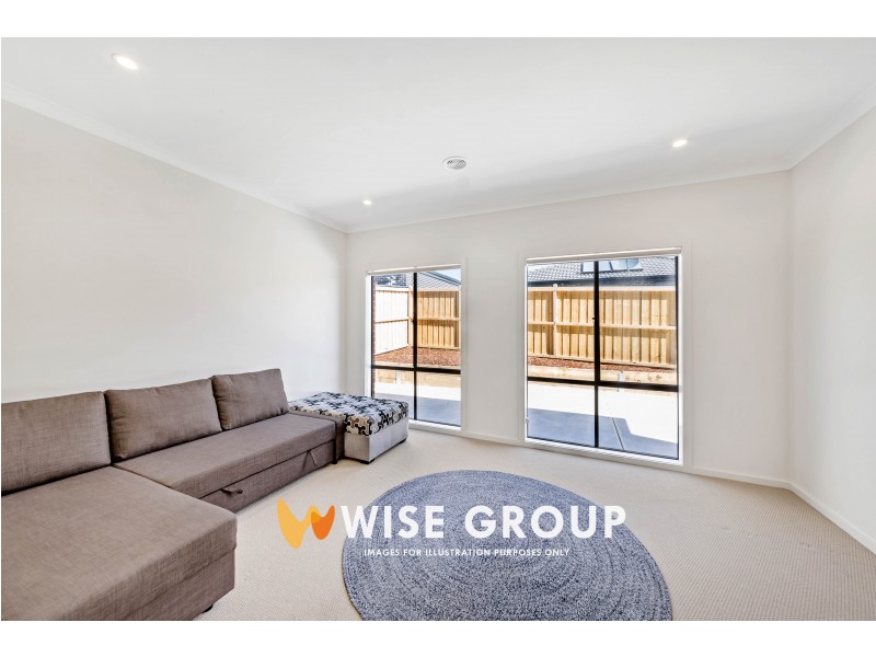 44 Fintona Crescent, Cranbourne West VIC 3977