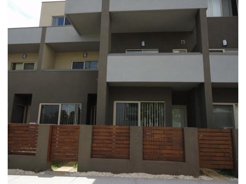 2/2-4 Hutton Street, Dandenong VIC 3175