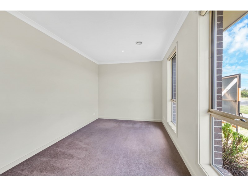 2/138 Fleetwood Drive, Narre Warren VIC 3805