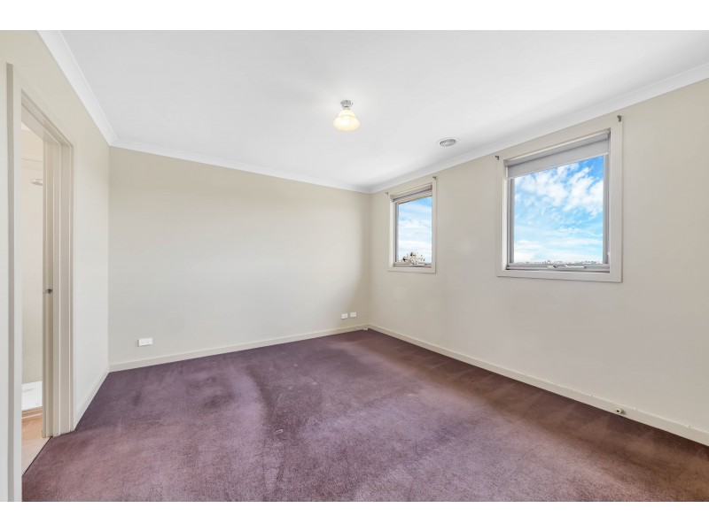 2/138 Fleetwood Drive, Narre Warren VIC 3805