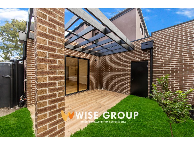 2/19 Fritzlaff Court, Berwick VIC 3806