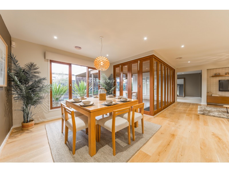 8 Epsom Lane, Cranbourne North VIC 3977