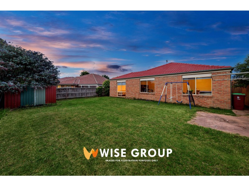 27 Kingston Avenue, Narre Warren South VIC 3805