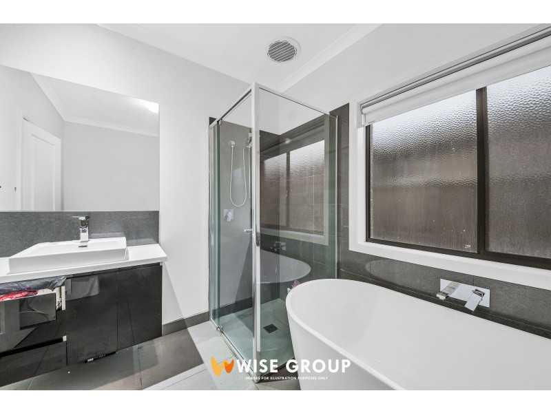 25 Lucinda Lane, Cranbourne North VIC 3977