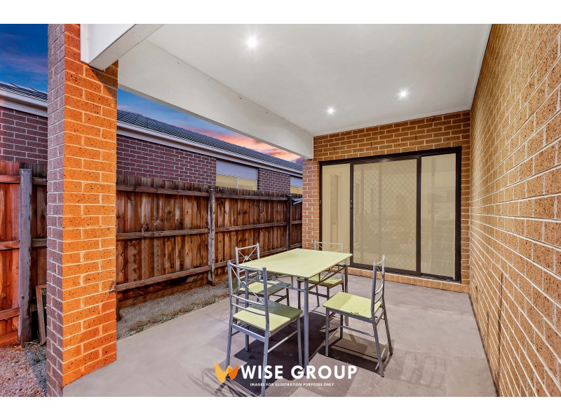 25 Lucinda Lane, Cranbourne North VIC 3977