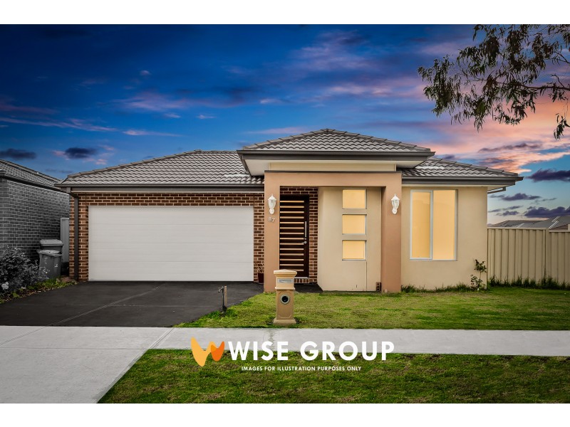 87 Bluehills Blvd, Pakenham VIC 3810