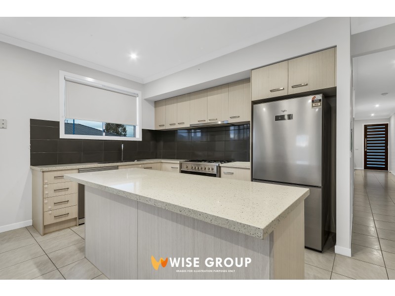 87 Bluehills Blvd, Pakenham VIC 3810