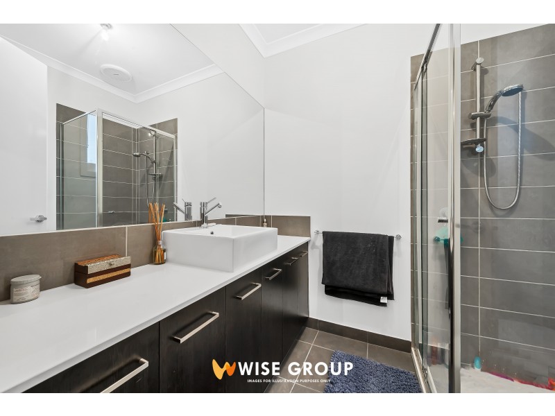 87 Bluehills Blvd, Pakenham VIC 3810