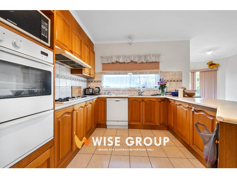 9 Innes Court, Berwick VIC 3806