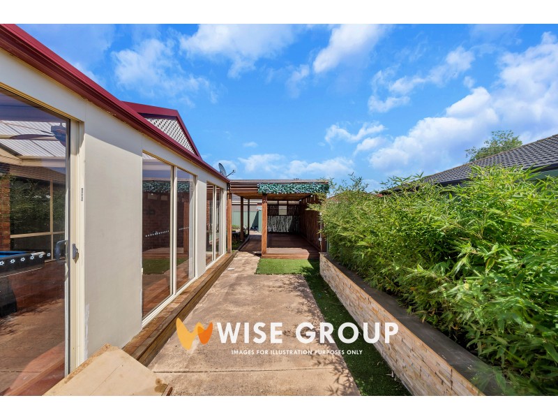 53 Scotsdale Drive, Cranbourne East VIC 3977