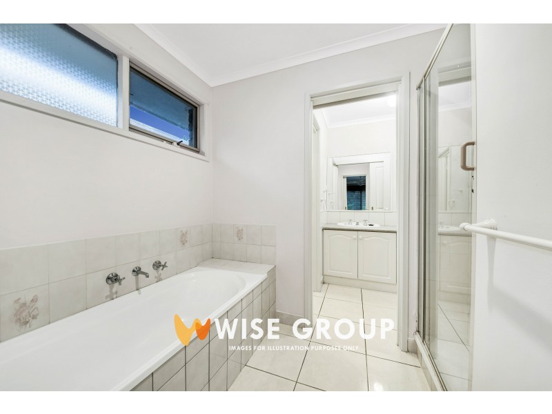 32 Josephine Avenue, Cranbourne North VIC 3977