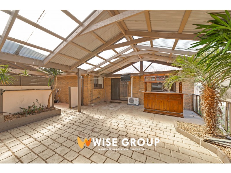 32 Josephine Avenue, Cranbourne North VIC 3977