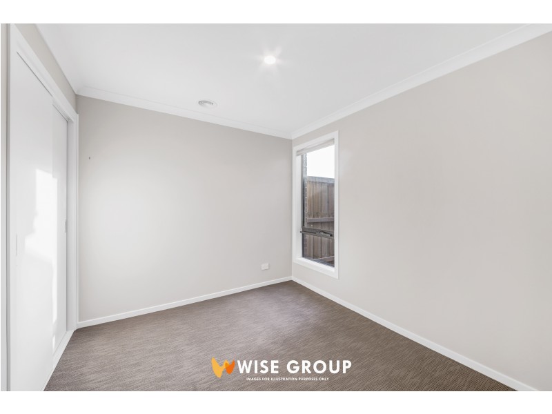 42 Bernardins Street, Clyde North VIC 3978