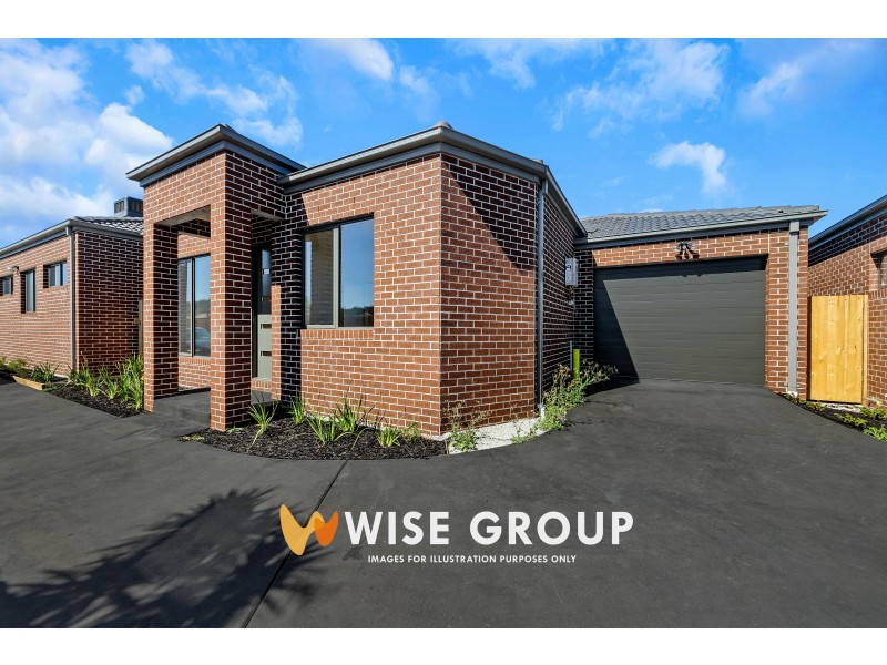 2/36 Silver Gum Drive, Pakenham VIC 3810