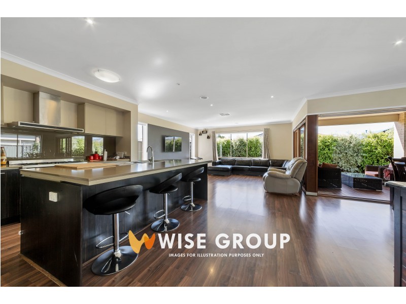 26 Chantenay Parade, Cranbourne North VIC 3977