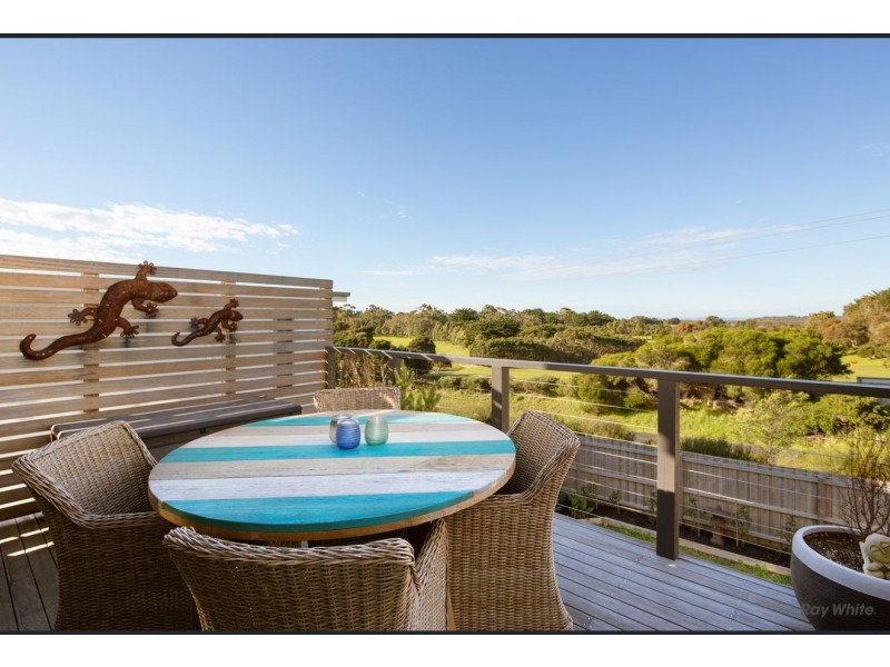 9 Waterford Drive, Cowes VIC 3922