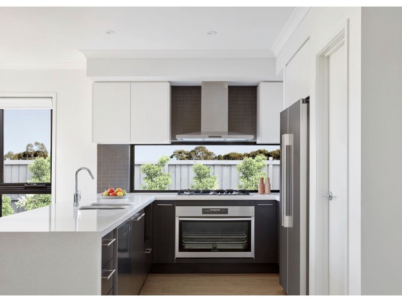 11/6-8 Sylvanwood Crescent, Narre Warren VIC 3805