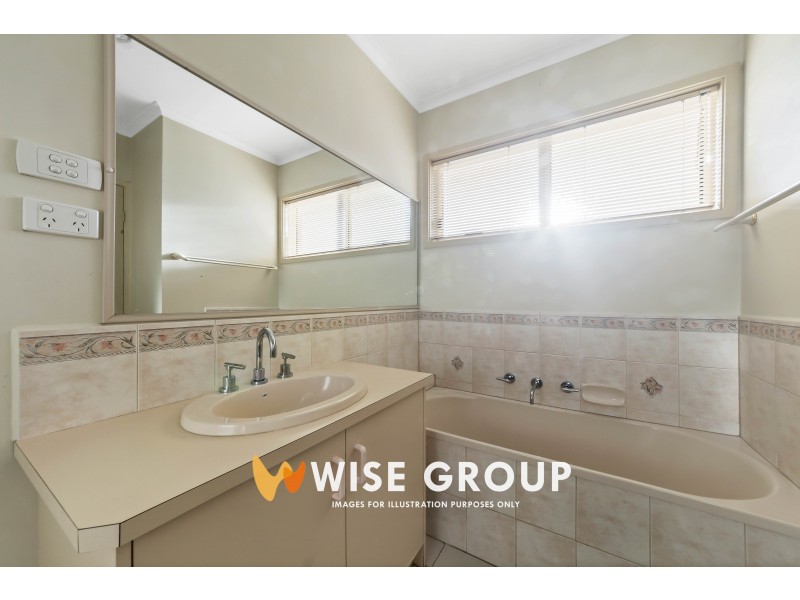 16 Forsyth Court, Cranbourne North VIC 3977