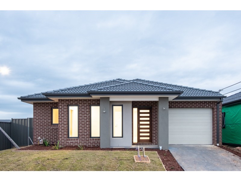 1 Michigan Road, Clyde VIC 3978
