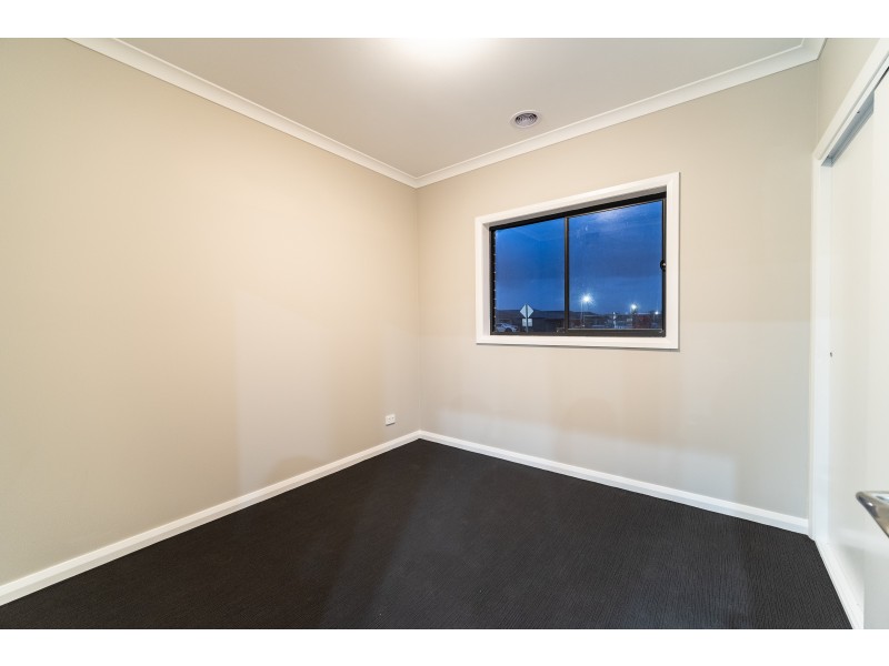 1 Michigan Road, Clyde VIC 3978