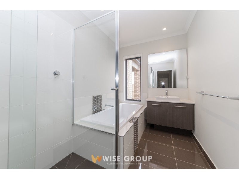 14 Mahal Drive, Clyde North VIC 3978