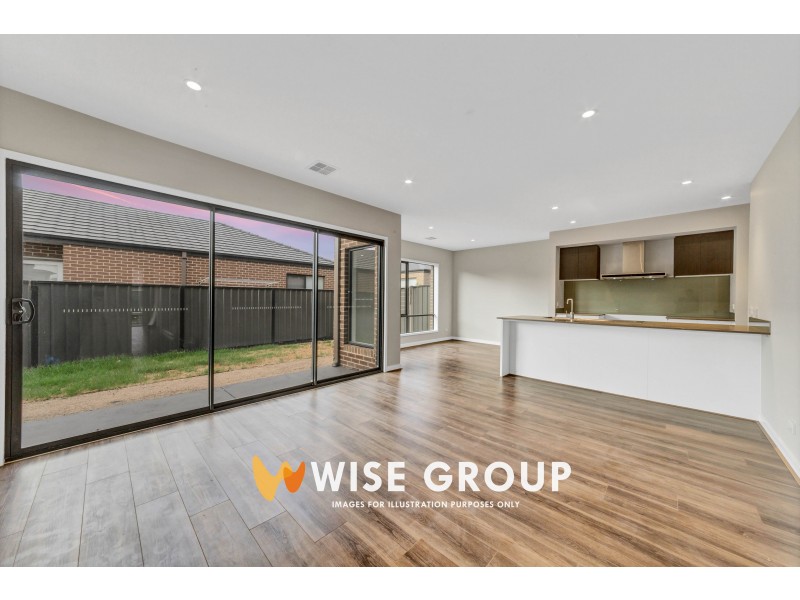 49 Glenrose Boulevard, Clyde North VIC 3978