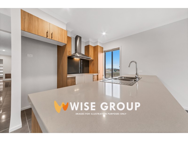 90 Waterman Drive, Clyde VIC 3978