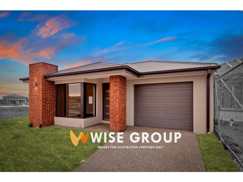 90 Waterman Drive, Clyde VIC 3978