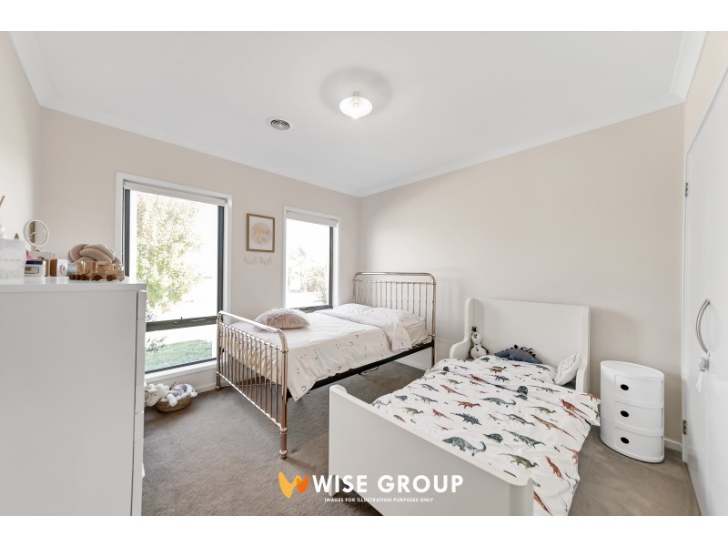 38 Victoria Place, Pakenham VIC 3810