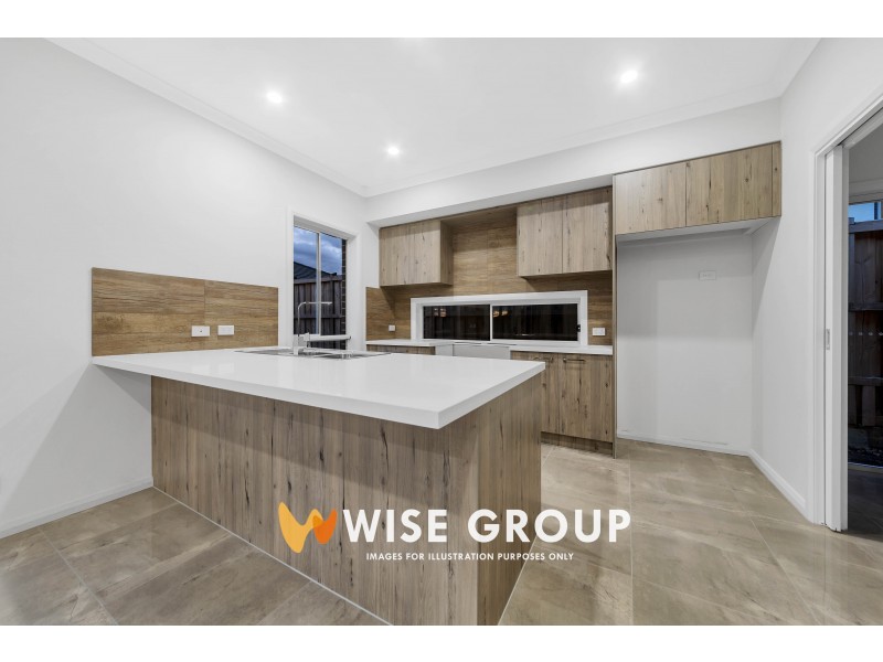 28 Swindale Way, Clyde North VIC 3978