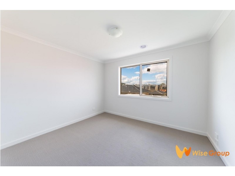 1/13-15 Henry Street, Pakenham VIC 3810