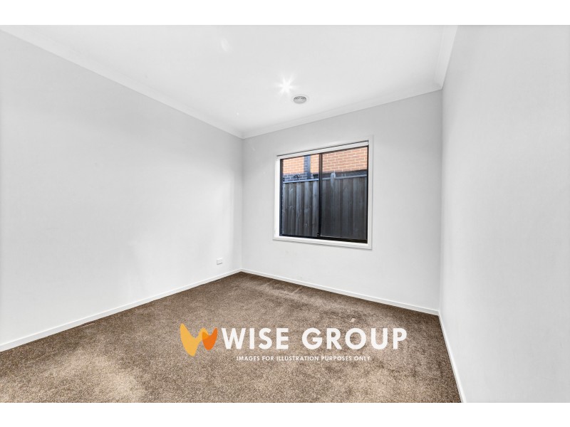 37 Rathberry Circuit, Clyde North VIC 3978