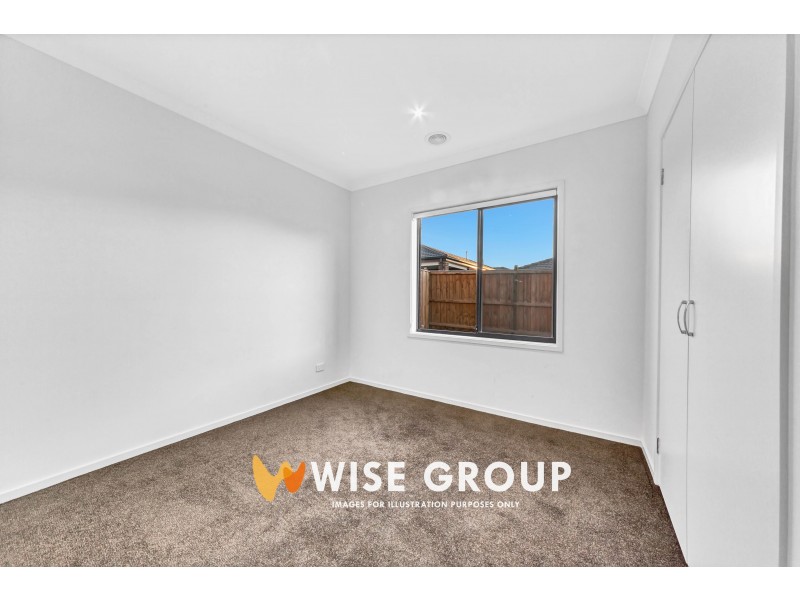 37 Rathberry Circuit, Clyde North VIC 3978