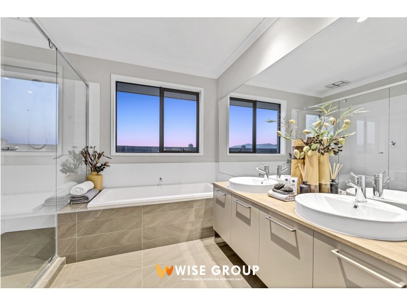 6 Savage way, Clyde North VIC 3978