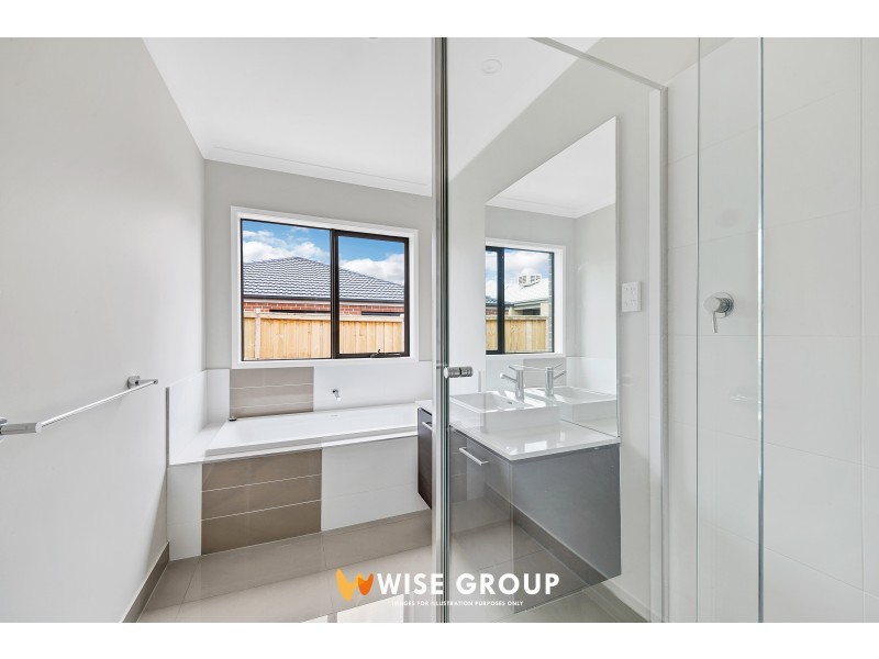 269 Heather Grove, Clyde North VIC 3978