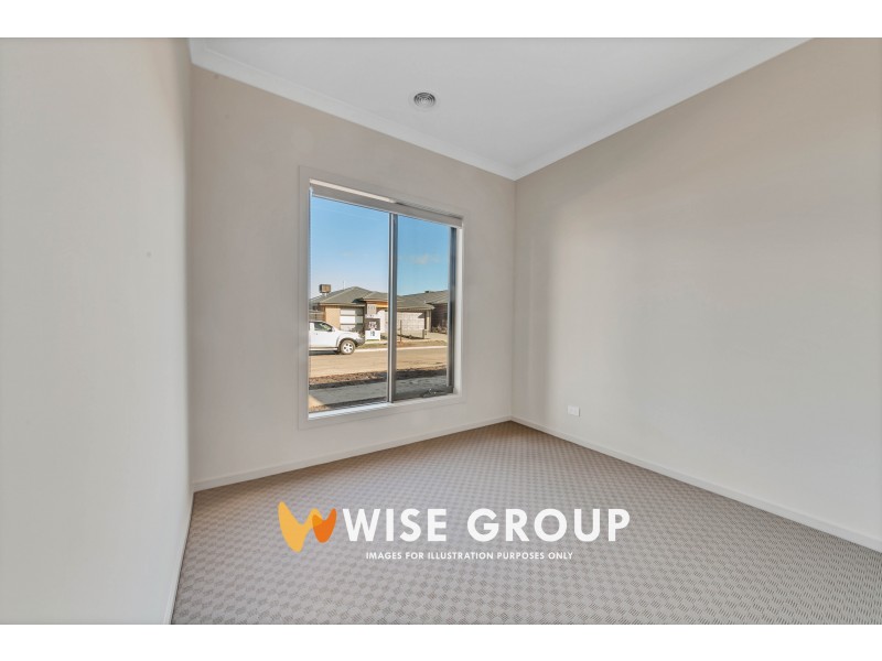 4 Spartan Avenue, Clyde North VIC 3978