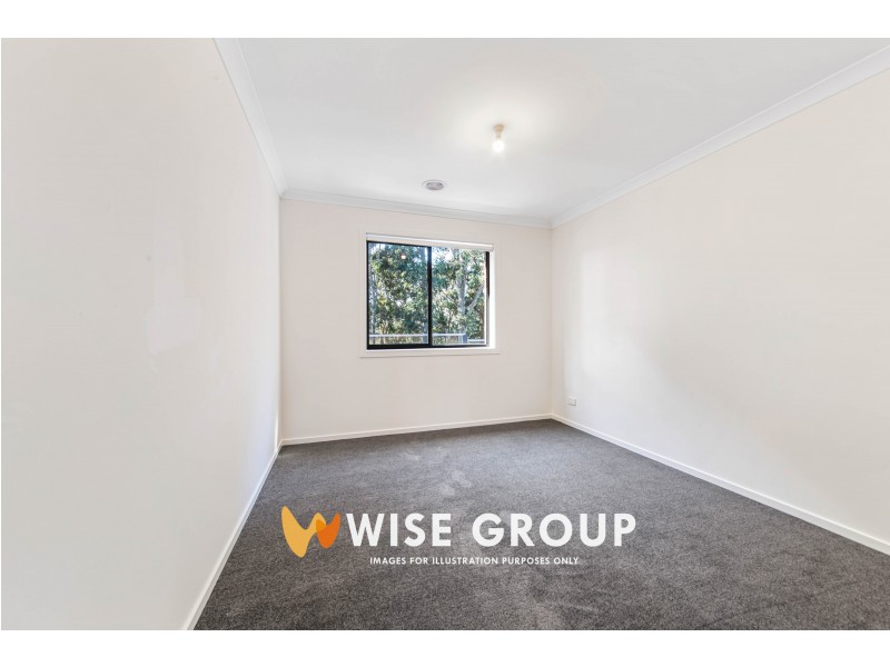 42 Innes Court, Berwick VIC 3806