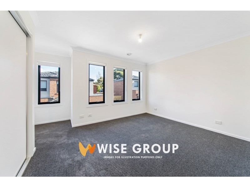42 Innes Court, Berwick VIC 3806