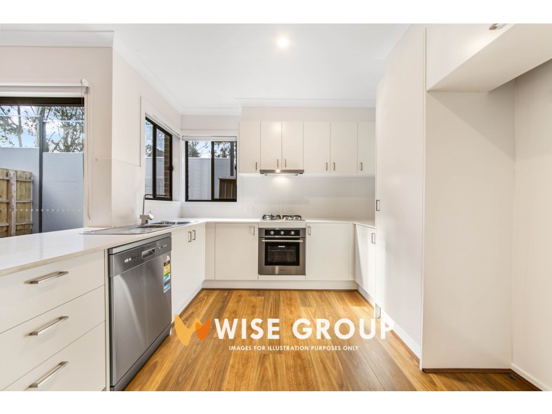 42 Innes Court, Berwick VIC 3806