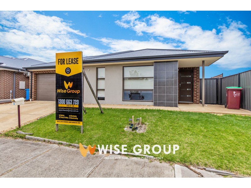 4 Holsteiner Terrace, Clyde North VIC 3978