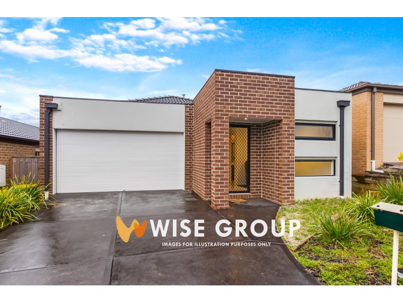 19 Cascade Way, Pakenham VIC 3810